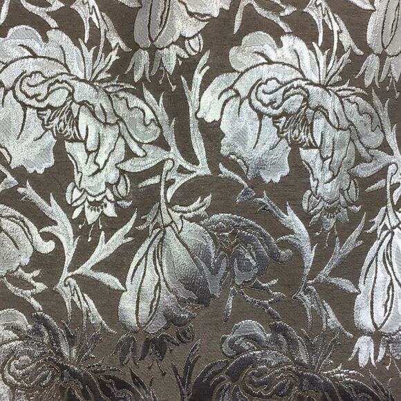 JON. Cream pencil skirt w/ silver floral detail 10 - Picture 2 of 6